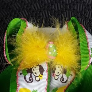 Custom made Large boutique hair bow